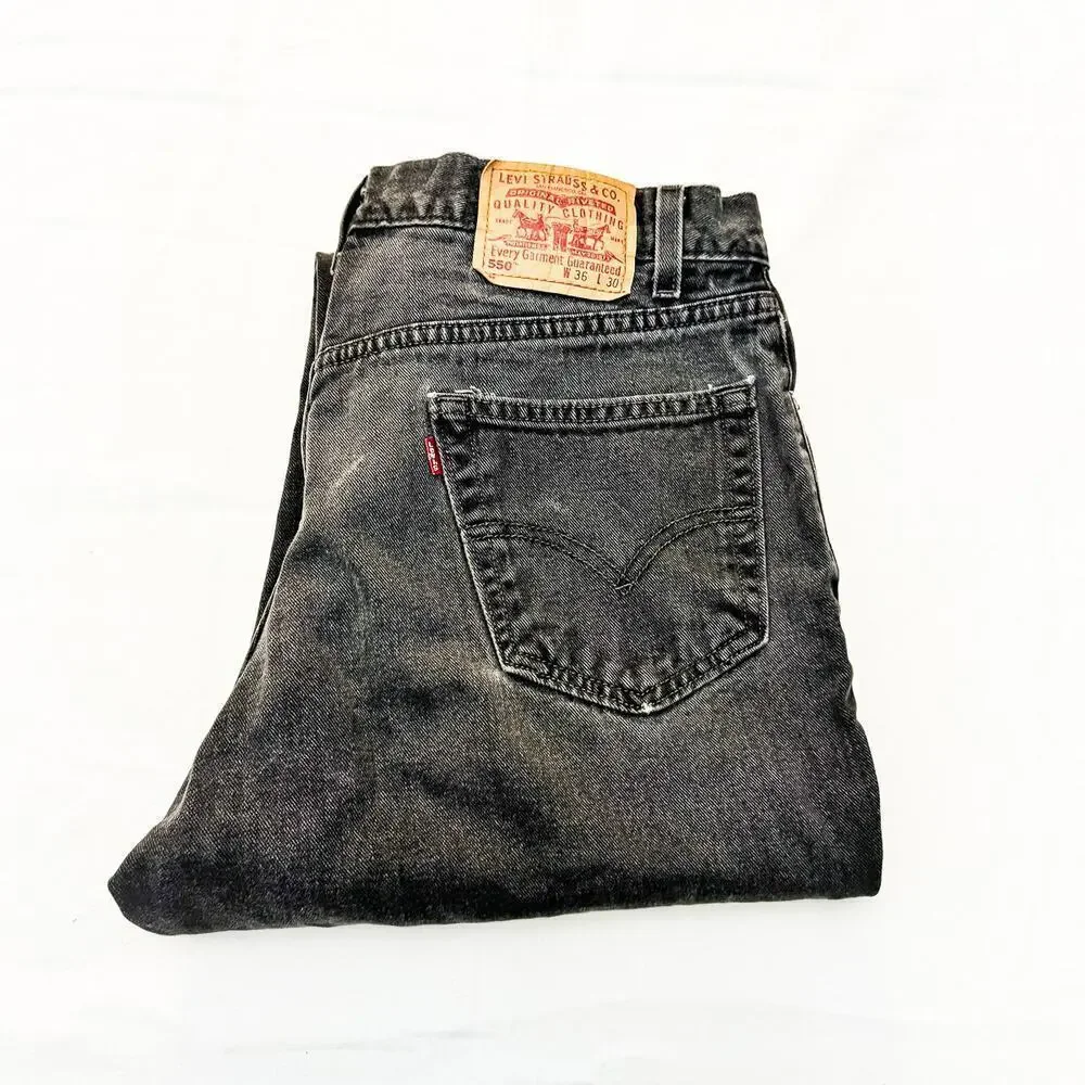 Levi's Men's 550 Charcoal Gray Denim Jeans Straight Leg Zip Fly Size 36 x 30